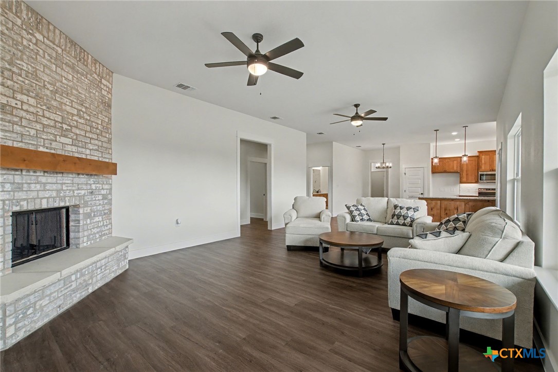 425 County Road 3152