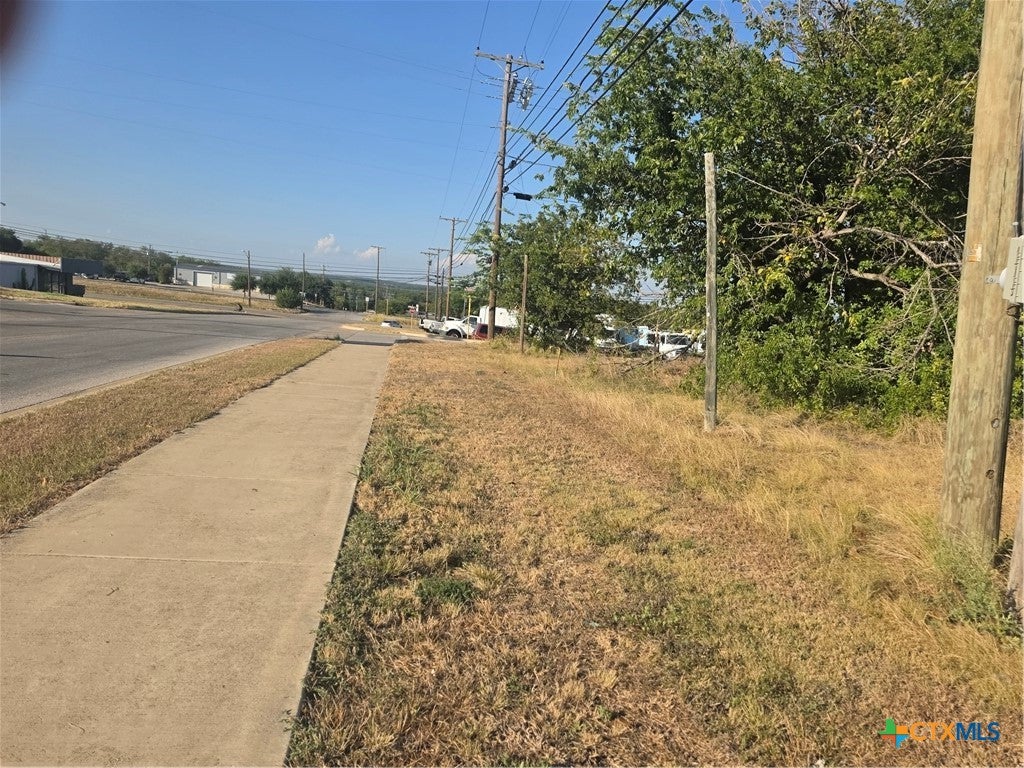 210 E Kathey Road