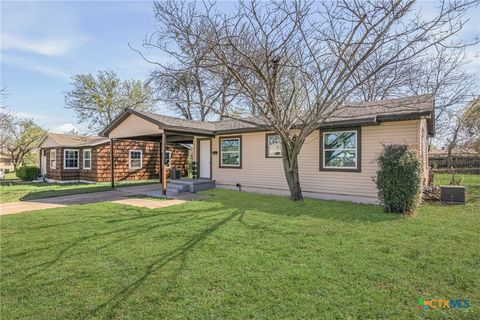 Photo of 935 Fannin Loop, Temple, TX 76501 (MLS # 607255)