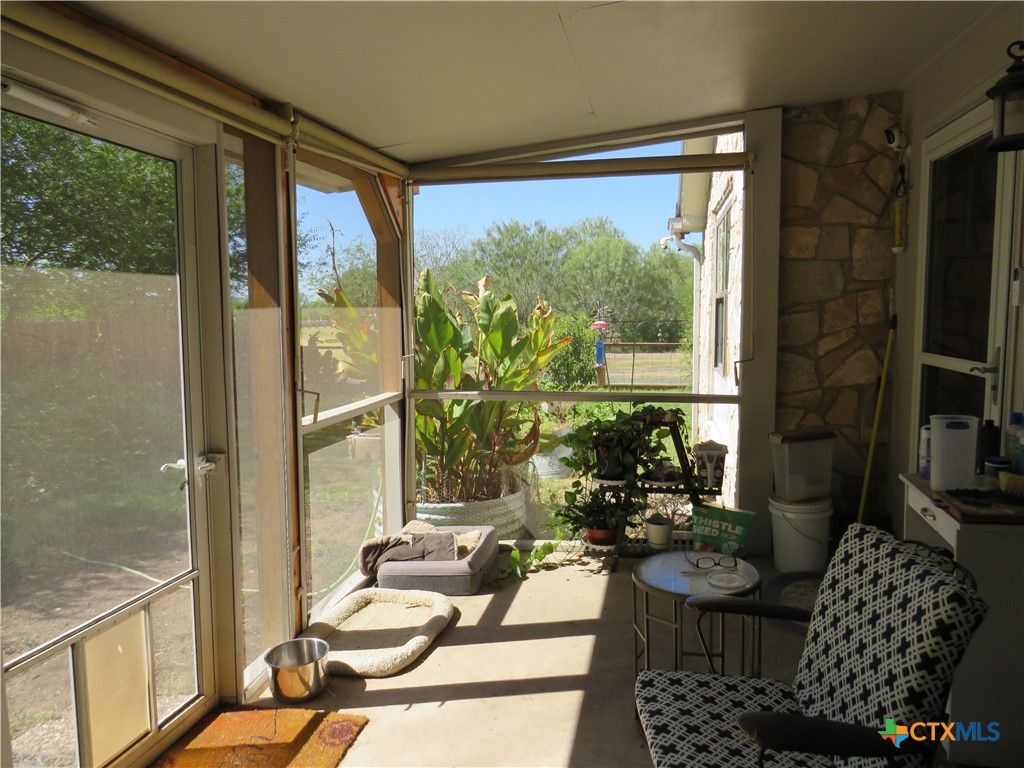 1884 US Highway 90 Highway