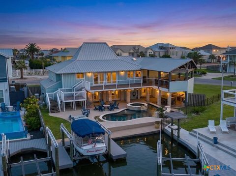 Photo of 3 Luau Lane, Rockport, TX 78382 (MLS # 616462)