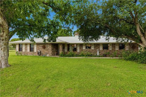 Photo of 5032 S Santa Clara Road, Seguin, TX 78155 (MLS # 614996)