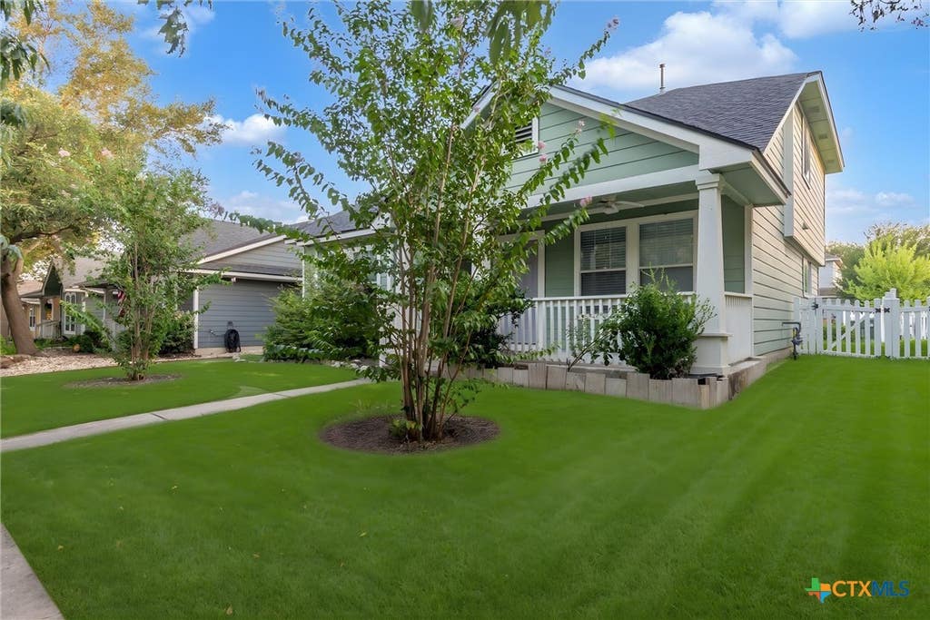 Photo of 627 Scheel, Kyle, TX 78640 (MLS # 622688)
