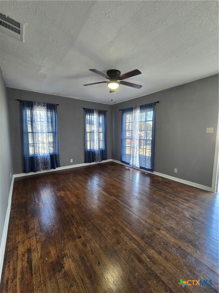 2503 N Jecker Street