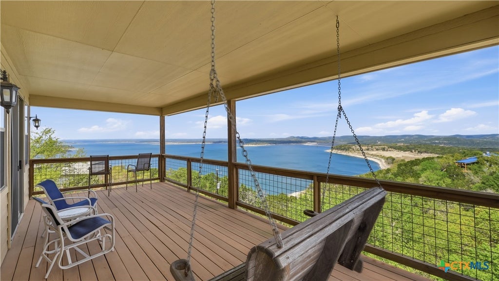 Photo of 322 Kings Crown, Canyon Lake, TX 78133 (MLS # 607856)