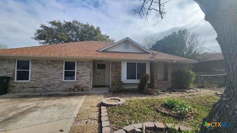 Photo of 3008 Westrim Drive, Killeen, TX 76542 (MLS # 611886)