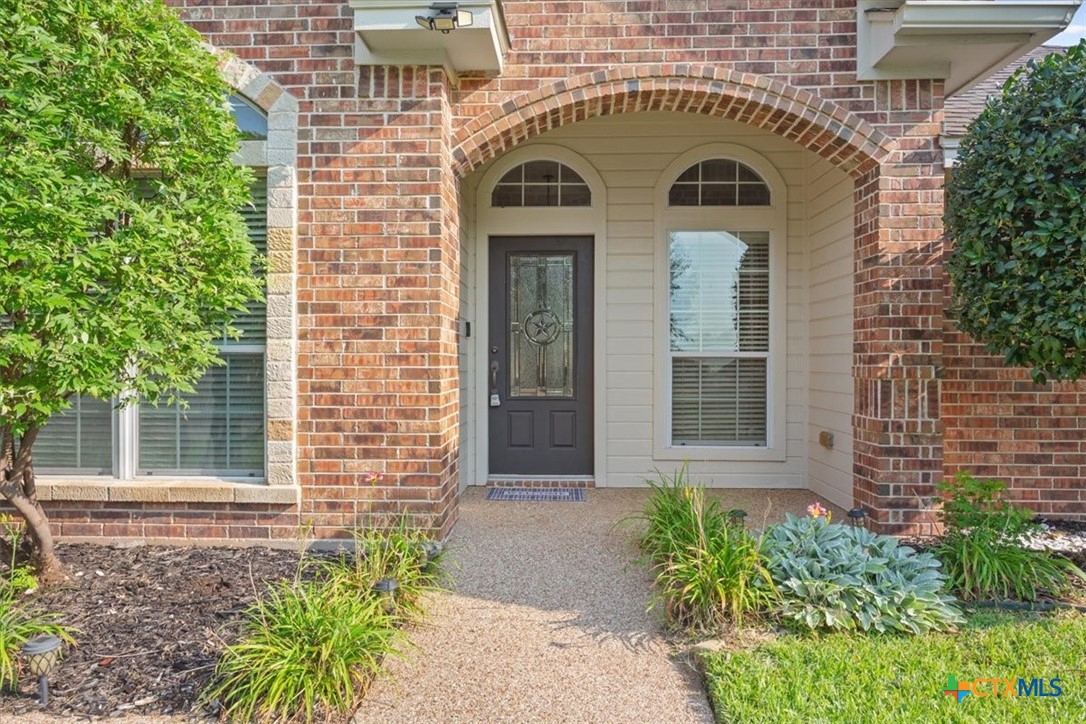 203 Silver Spur Trail