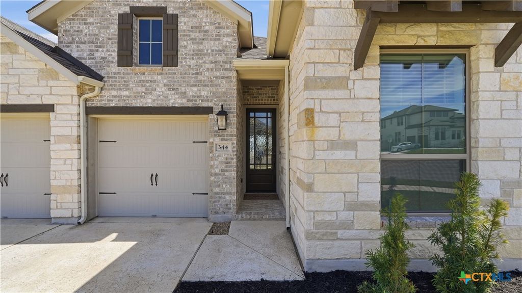 Photo of 344 Carpenter Hill Drive, Buda, TX 78610 (MLS # 608114)