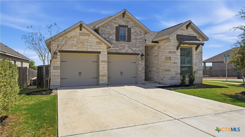 Photo of 344 Carpenter Hill Drive, Buda, TX 78610 (MLS # 608114)