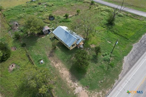 5077 State Highway 111 Yoakum TX 77995