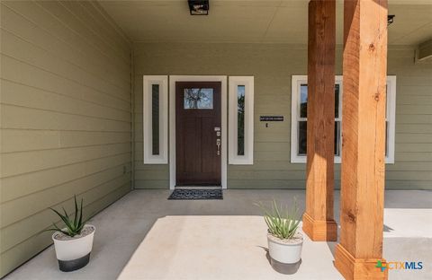 A home in Canyon Lake