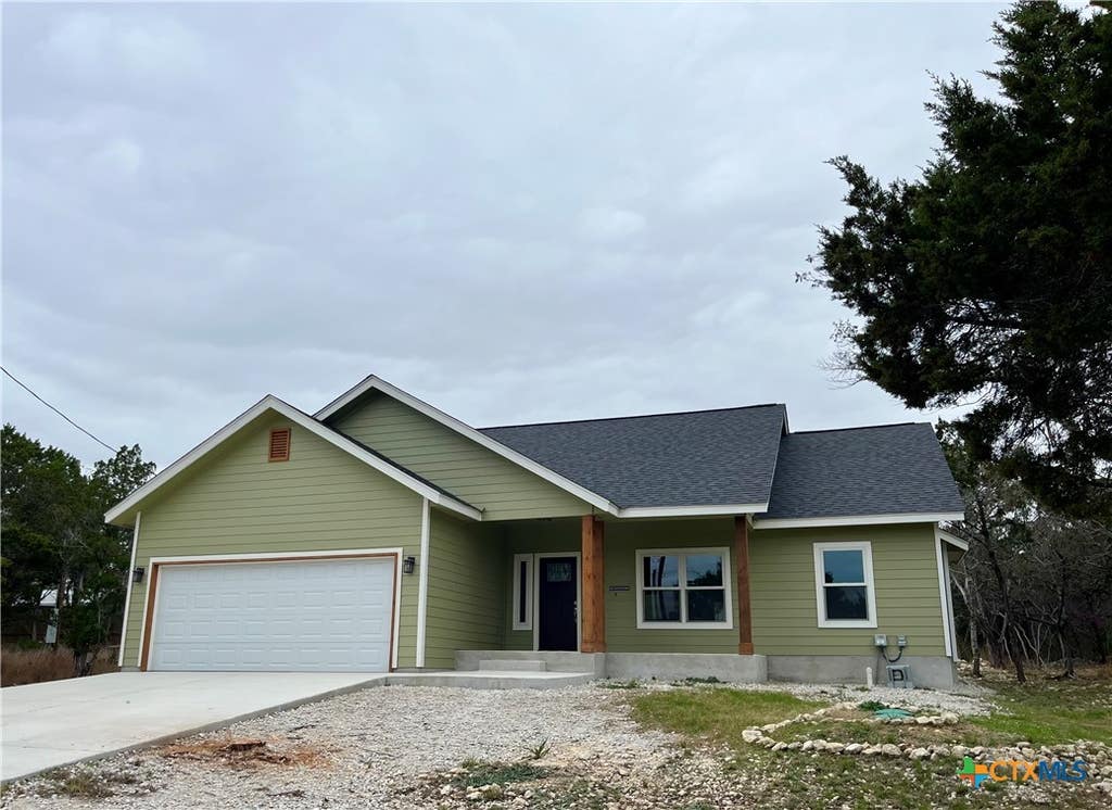 Photo of 635 Cactus Flower, Canyon Lake, TX 78133 (MLS # 552078)