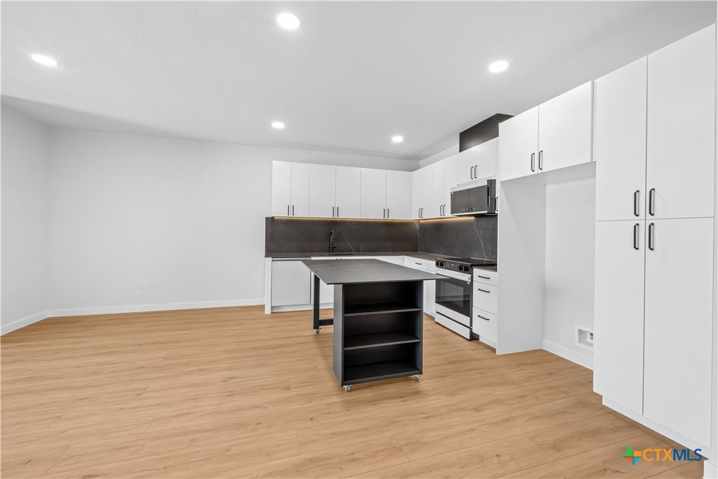 Photo of 634 Central Parkway #1205, New Braunfels, TX 78130 (MLS # 623447)