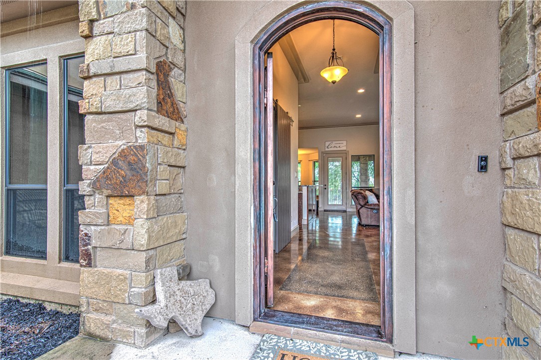 8032 Chimney Hill Drive