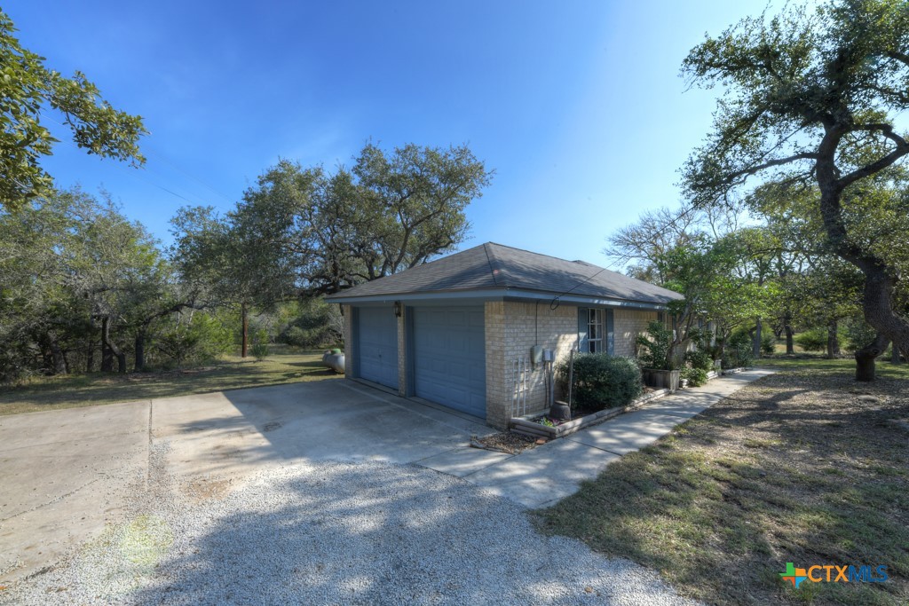 Spring Branch, Texas 78070, United States, 3 Bedrooms Bedrooms, ,2 BathroomsBathrooms,Residential,Pending,30049