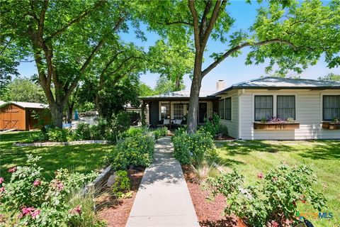 1510 Lee Street New Braunfels TX 78130