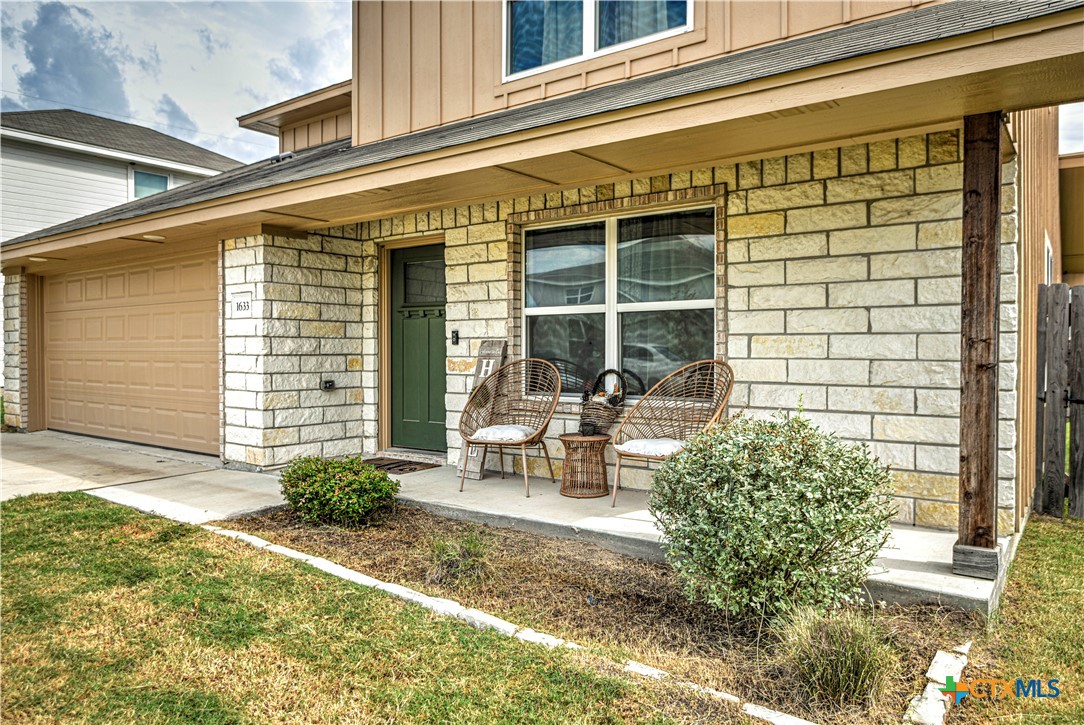 1633 Pima Trail