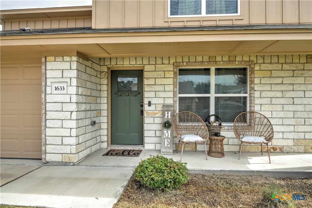 1633 Pima Trail