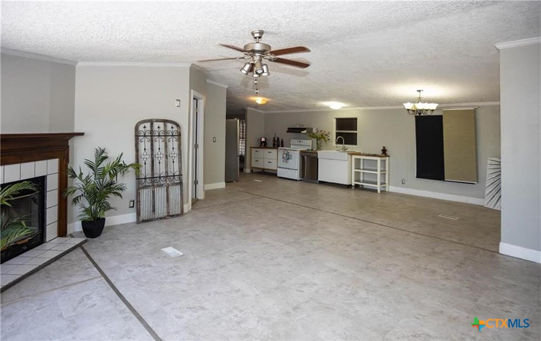 306 Scarlet Oak Drive