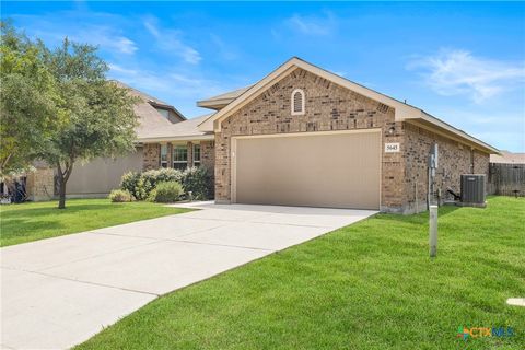Photo of 5645 Briar Field, New Braunfels, TX 78132 (MLS # 581397)