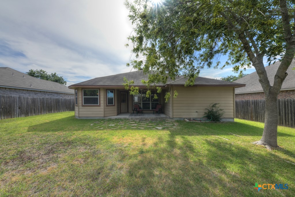 New Braunfels, Texas 78130, United States, 3 Bedrooms Bedrooms, ,2 BathroomsBathrooms,Residential,Pending,45992