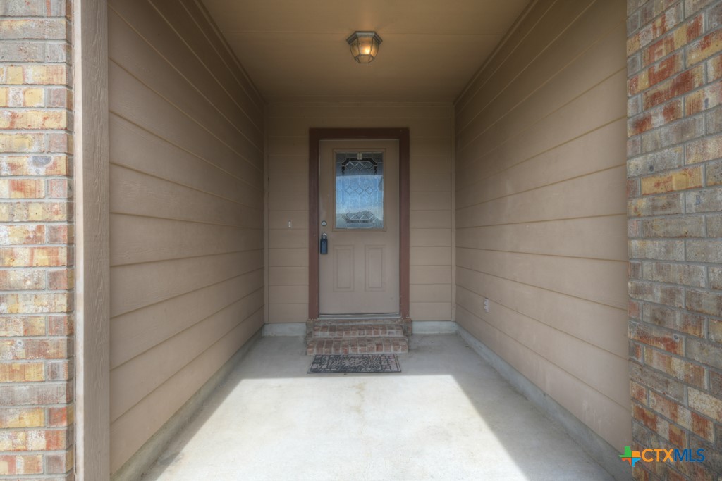 New Braunfels, Texas 78130, United States, 3 Bedrooms Bedrooms, ,2 BathroomsBathrooms,Residential,Pending,45992