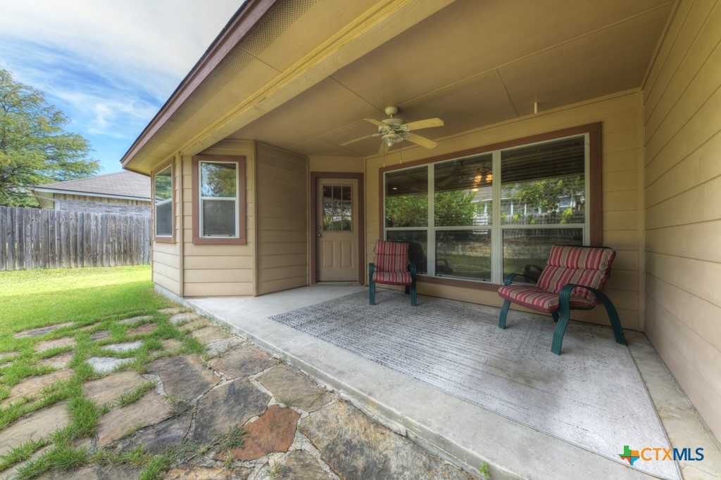 New Braunfels, Texas 78130, United States, 3 Bedrooms Bedrooms, ,2 BathroomsBathrooms,Residential,Pending,45992