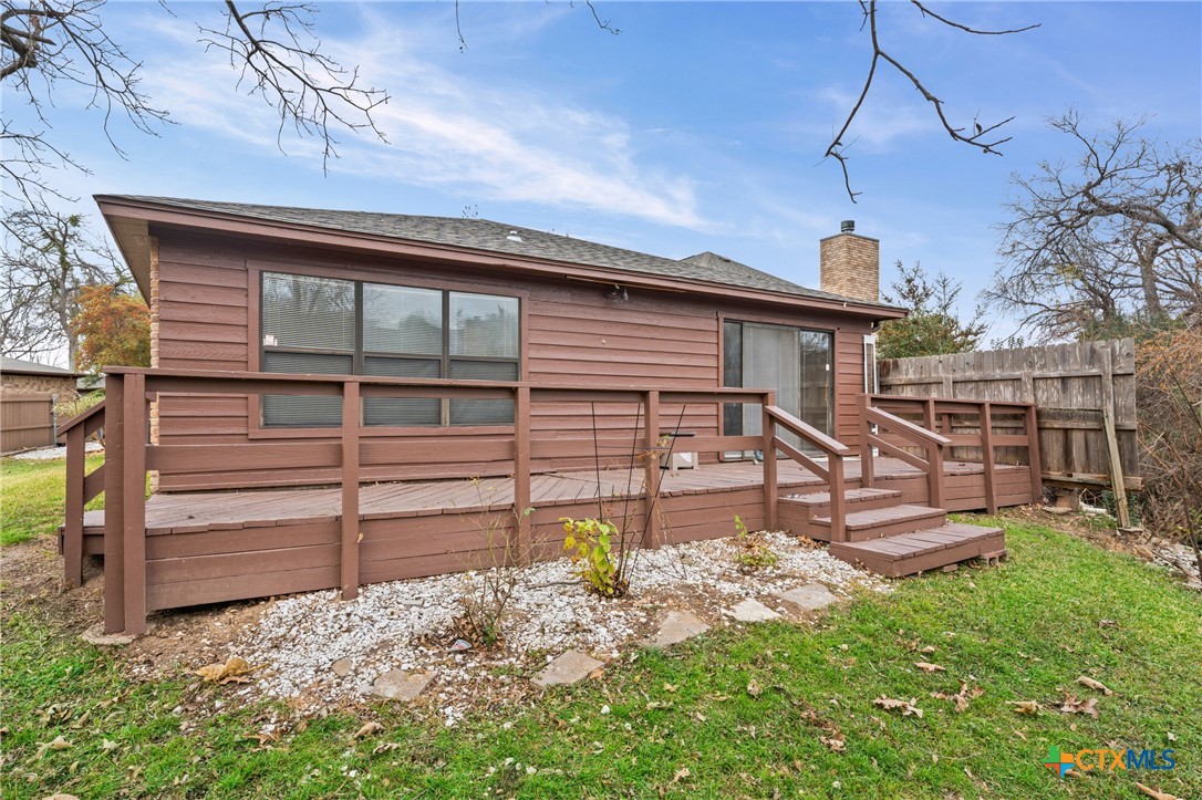 3923 River Oaks Circle