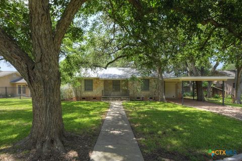 A home in New Braunfels