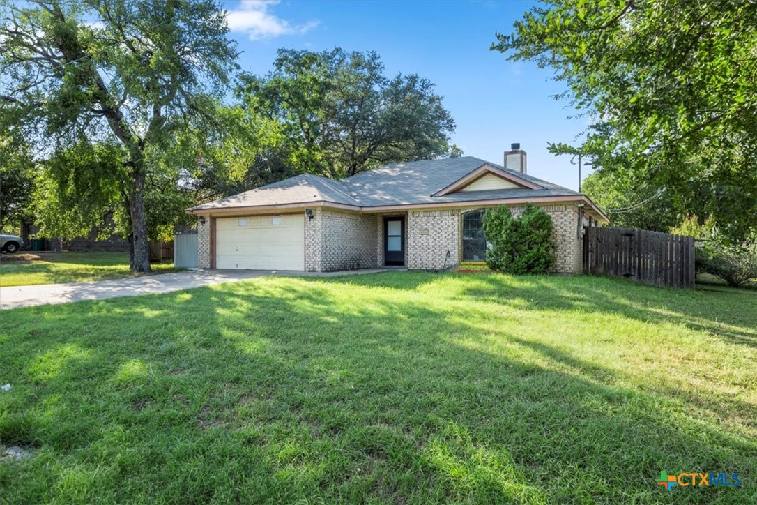 4310 Lakecliff Drive