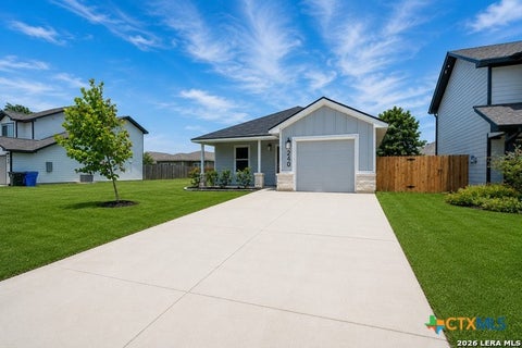 Photo of 240 W Martindale St ST, Seguin, TX 78155 (MLS # 617246)