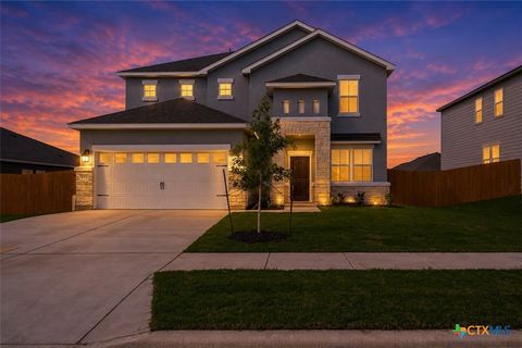 Photo of 503 Avery Street, Killeen, TX 76542 (MLS # 611839)