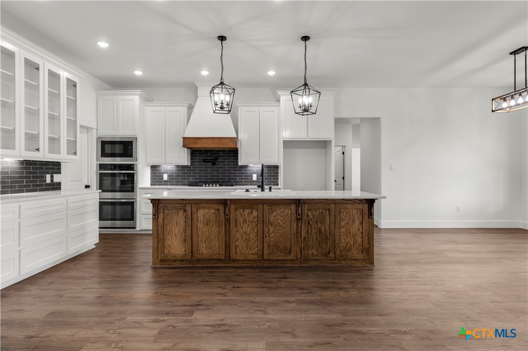 7912 Rock Crest Drive