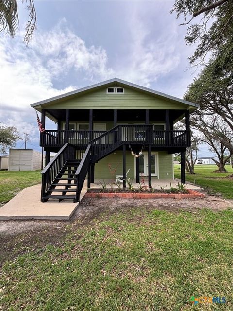 1008 W Adams Avenue Port O'Connor TX 77982