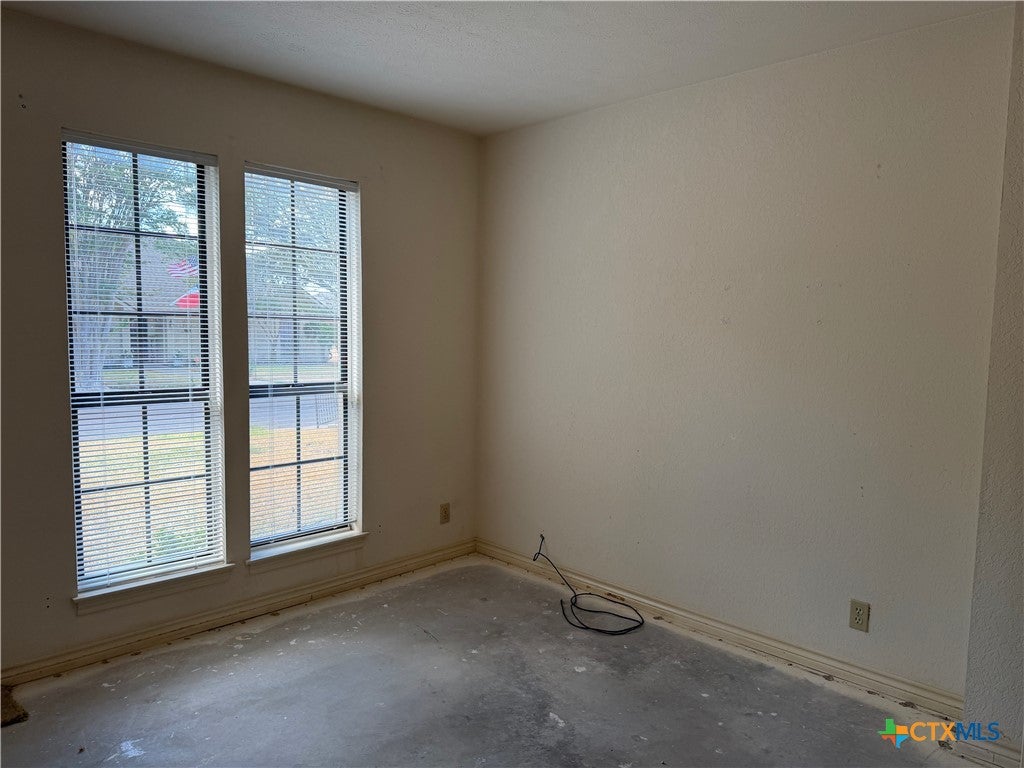 4405 Stagecoach Trail