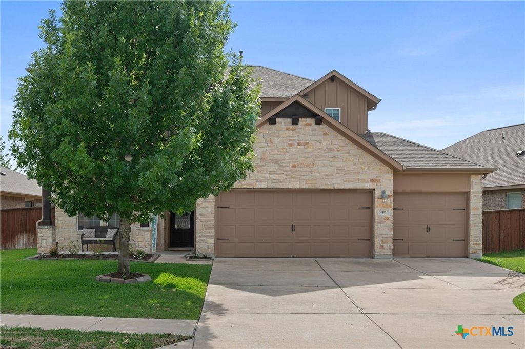 Photo of 108 Peggy Drive, Liberty Hill, TX 78642 (MLS # 611042)