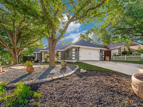 Photo of 1933 Squire Circle, New Braunfels, TX 78130 (MLS # 619367)