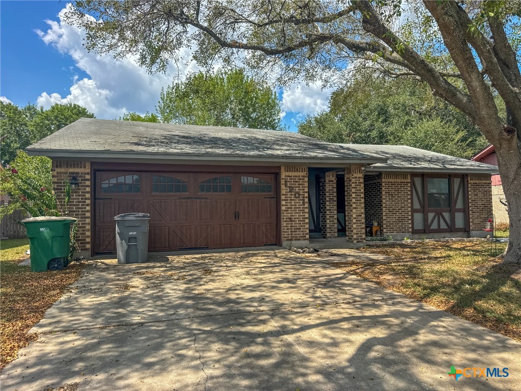 1201 Westwood Street