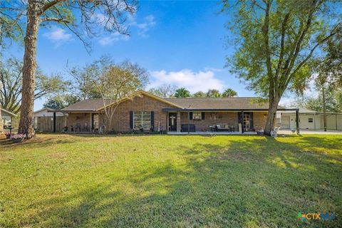 Photo of 204 Brooks Rd, Victoria, TX 77904 (MLS # 599269)