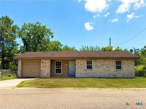 Photo of 3602 Cypress Street, Victoria, TX 77901 (MLS # 622911)
