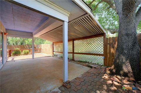 A home in Canyon Lake