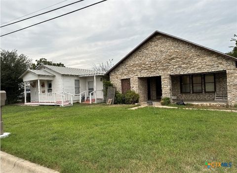 Photo of 310 W Avenue A, Copperas Cove, TX 76522 (MLS # 613704)