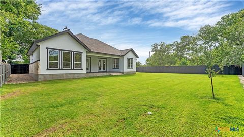 A home in McQueeney