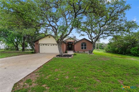Photo of 126 Hunter Ridge Road, San Marcos, TX 78666 (MLS # 613012)
