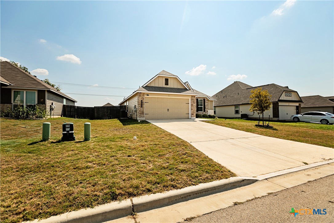 903 Fallbrook Drive