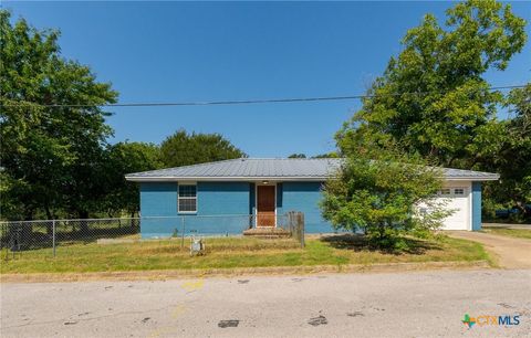 502 S 5th Street Gatesville TX 76528