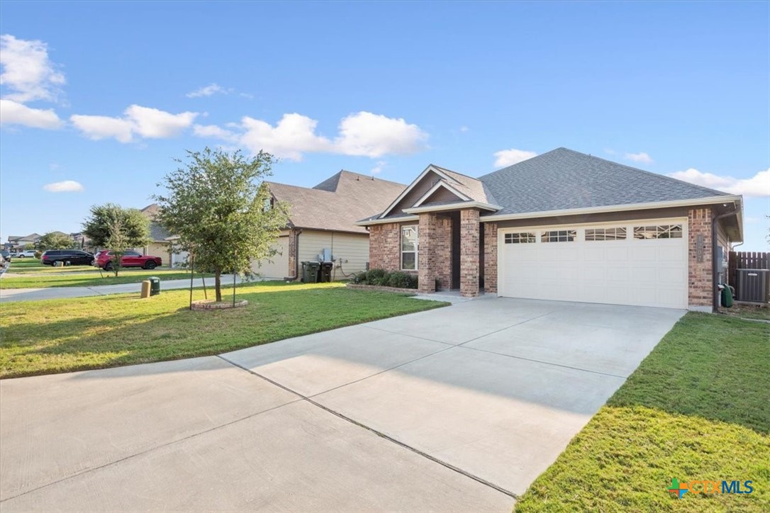 1207 Amber Dawn Drive