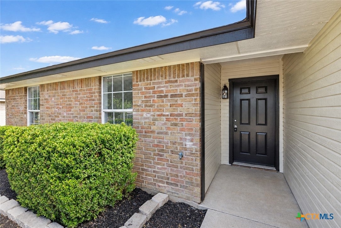 4304 Lonesome Dove Drive