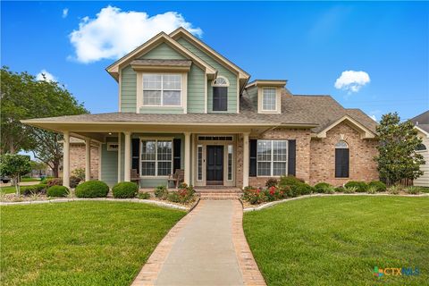 Photo of 102 Green Gable Drive, Victoria, TX 77904 (MLS # 612787)