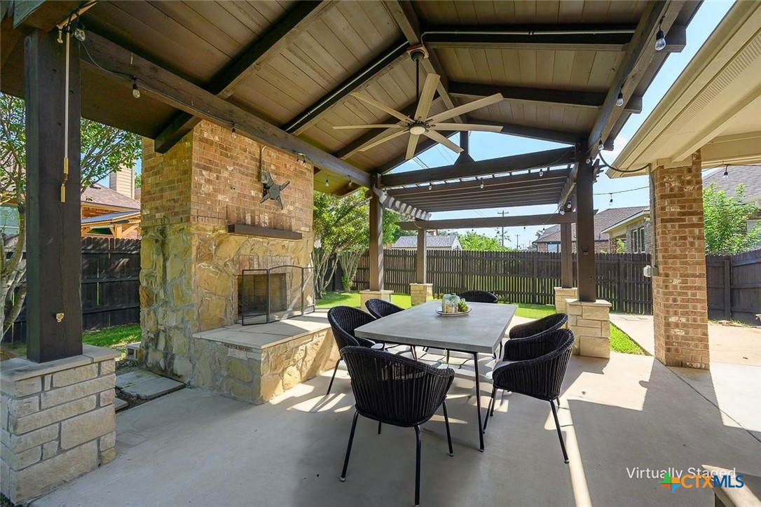 811 Cathedral Court